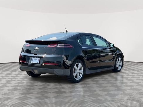 Used 2013 Chevrolet Volt FWD image 4