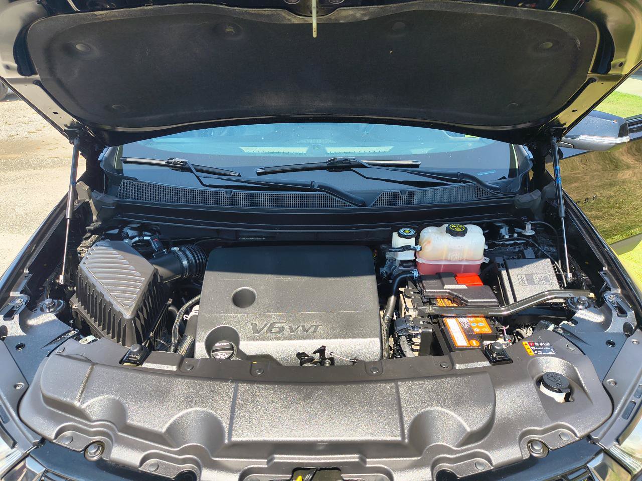 Used 2022 Chevrolet Traverse RS w/ LPO, Floor Liner Package FWD image 20
