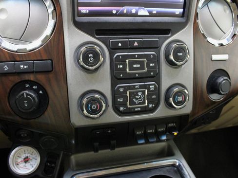 Used 2015 Ford F250 Lariat w/ Chrome Package AWD/4WD image 60