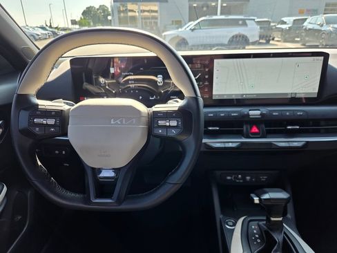 Used 2025 Kia K4 GT-Line w/ GT-Line Sunroof Package FWD image 13