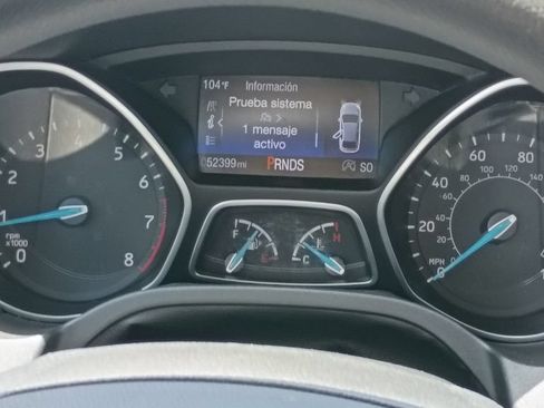 Used 2018 Ford Focus SE FWD image 28