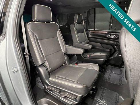 Used 2023 Chevrolet Suburban Premier image 12