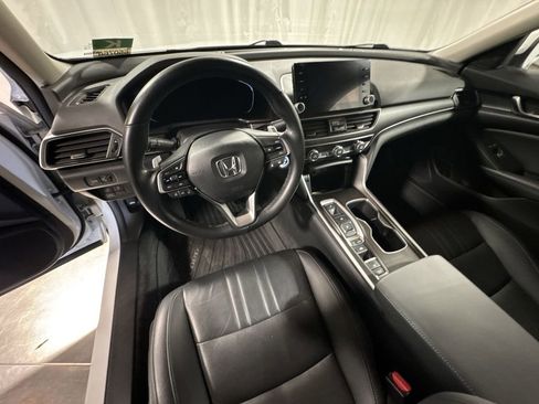 Used 2022 Honda Accord EX-L image 16