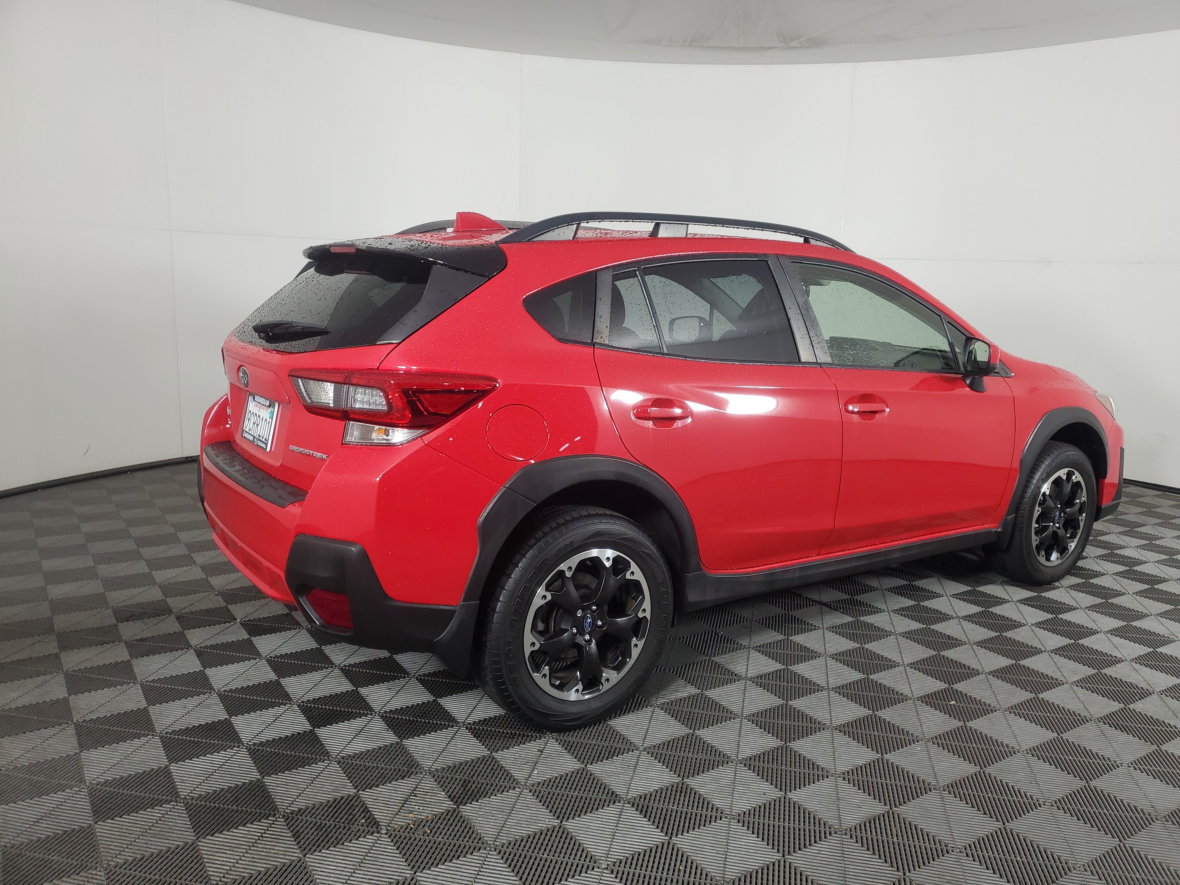 Used 2023 Subaru Crosstrek 2.0i Premium AWD/4WD image 4