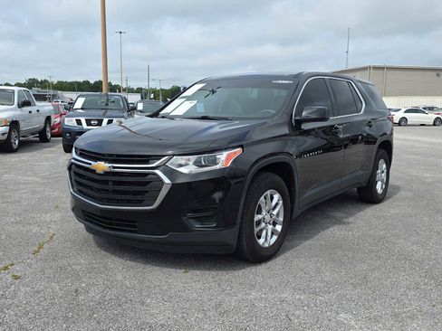 Used 2019 Chevrolet Traverse LS FWD image 4