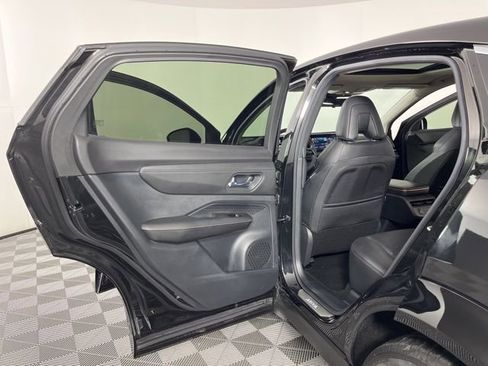 Used 2023 Nissan Ariya FWD image 44