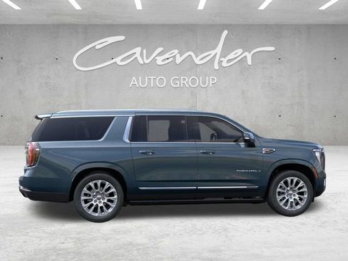 New 2026 GMC Yukon XL Denali w/ Sun & Power Step Package RWD image 5
