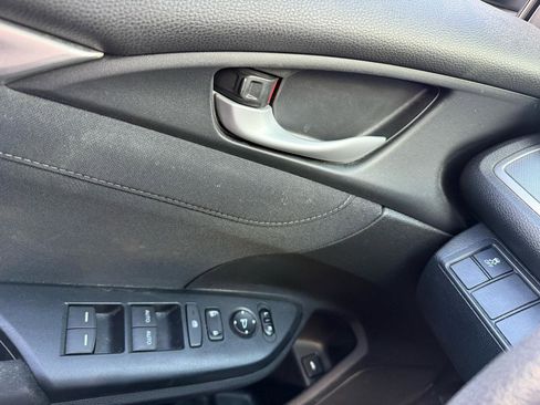 Used 2016 Honda Civic EX image 11