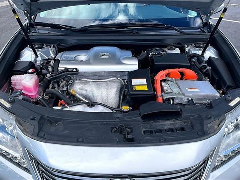 Used 2015 Lexus ES 300h image 32