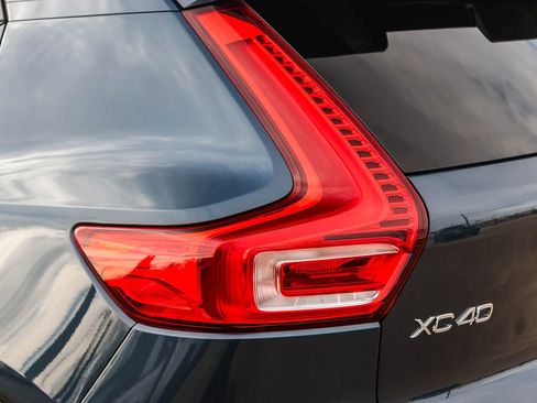 New 2026 Volvo XC40 B5 Plus w/ Protection Package Premier image 11