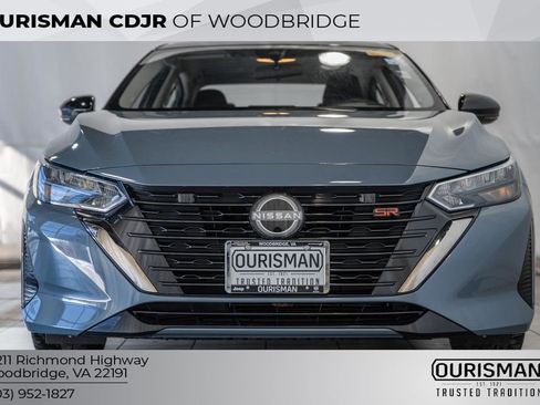 Used 2024 Nissan Sentra SR w/ Lighting Package image 2