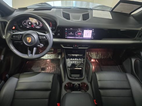 Certified 2025 Porsche Cayenne S AWD/4WD image 19