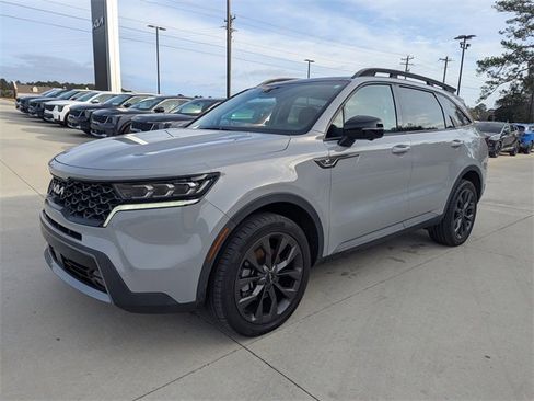 Used 2022 Kia Sorento SX Prestige w/ Rust Color Package image 7