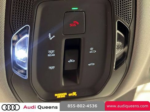 Used 2025 Audi Q5 Premium w/ Convenience Package AWD/4WD image 32