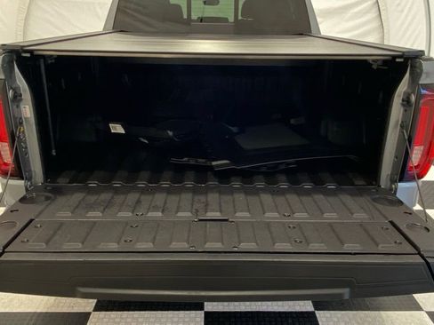 Used 2024 GMC Sierra 1500 Denali image 4