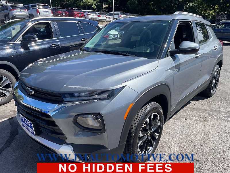 Used 2021 Chevrolet TrailBlazer LT w/ Sun and Liftgate Package AWD/4WD image 1