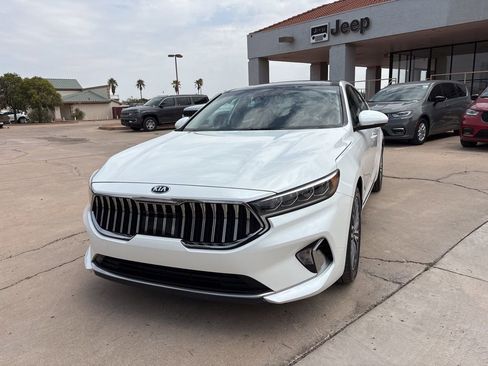 Used 2020 Kia Cadenza Technology image 1