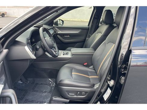 Certified 2025 MAZDA CX-90 3.3 Turbo w/ Premium Plus Pkg AWD/4WD image 11