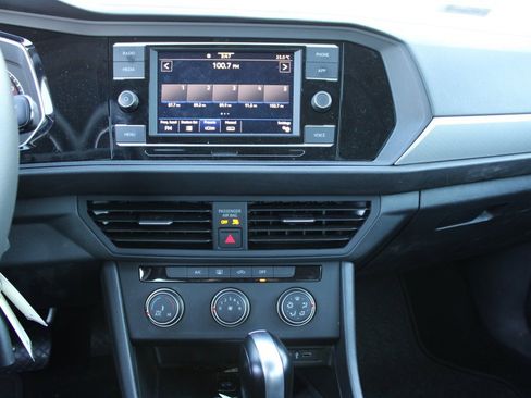 Used 2021 Volkswagen Jetta S w/ Driver Assistance Package image 17