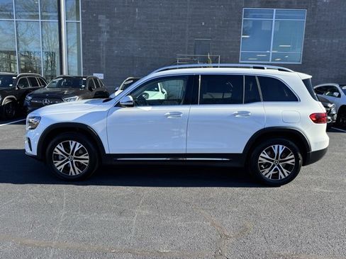 Used 2026 Mercedes-Benz GLB 250 4MATIC image 6