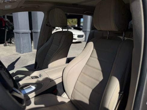 Used 2020 Mercedes-Benz GLS 450 4MATIC image 28