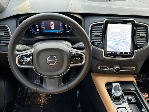 Certified 2023 Volvo XC90 B6 Ultimate image 17