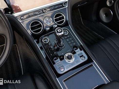 Used 2023 Bentley Continental GT V8 AWD/4WD image 27