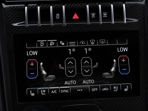 Used 2022 Lamborghini Urus AWD/4WD image 36