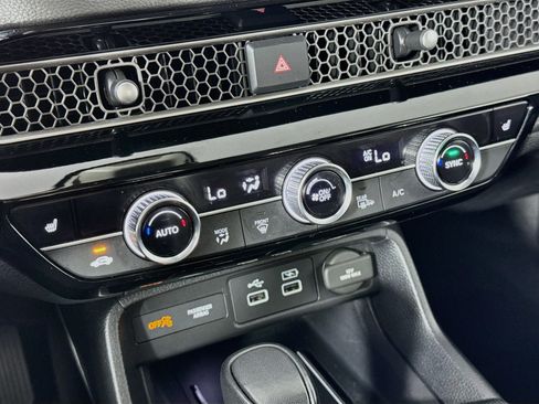 Certified 2024 Honda Civic Touring image 16