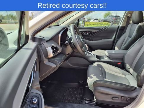 Certified 2025 Subaru Outback Onyx Edition AWD/4WD image 7