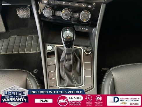 Used 2024 Volkswagen Jetta SE image 17