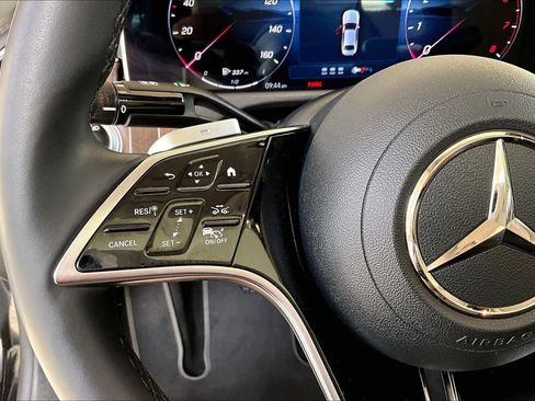 Used 2025 Mercedes-Benz E 450 4MATIC Sedan image 24