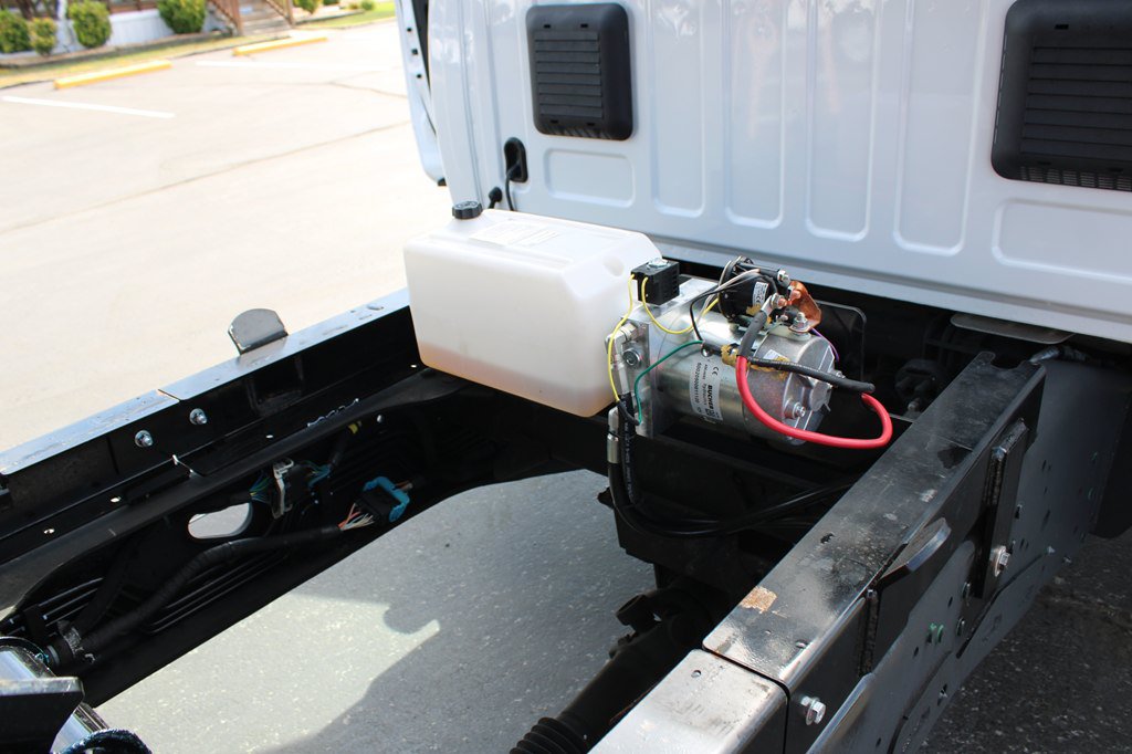 Used 2025 RAM 5500 Tradesman AWD/4WD image 40