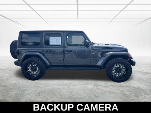 Used 2024 Jeep Wrangler Unlimited Sport AWD/4WD image 4