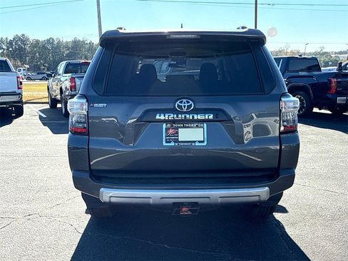 Used 2023 Toyota 4Runner TRD Off-Road image 7