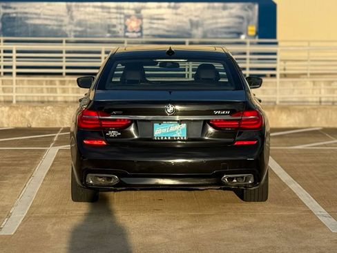 Used 2016 BMW 750i xDrive AWD/4WD image 7