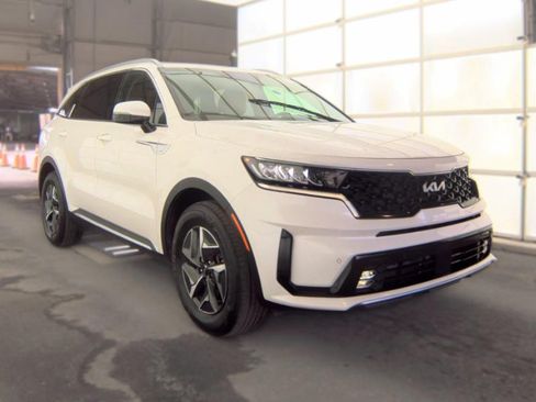 Used 2023 Kia Sorento EX FWD image 7