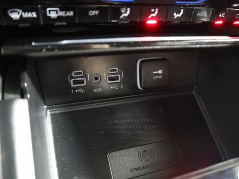 Used 2024 Jeep Grand Cherokee L Laredo image 31