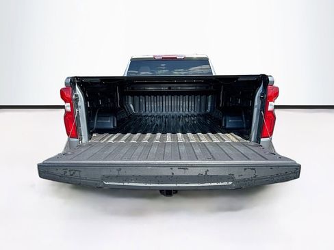 Used 2021 Chevrolet Silverado 1500 LT Trail Boss w/ LPO, Dark Essentials Package AWD/4WD image 30