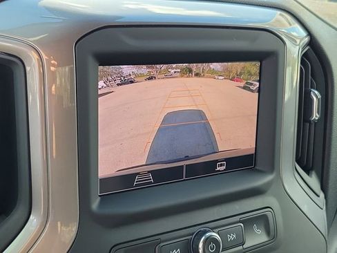 Certified 2022 Chevrolet Silverado 1500 Custom image 27