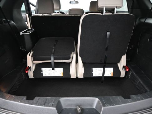 Used 2018 Ford Explorer 4WD image 23