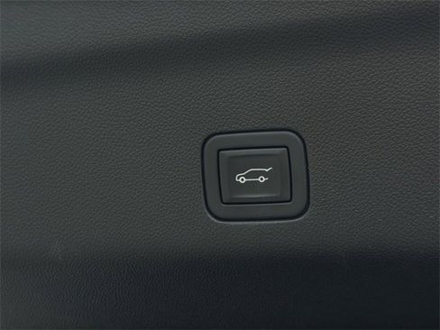 Used 2023 Chevrolet Tahoe RST w/ Sport Performance Package image 42