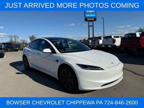 Used 2025 Tesla Model 3 Long Range image 9
