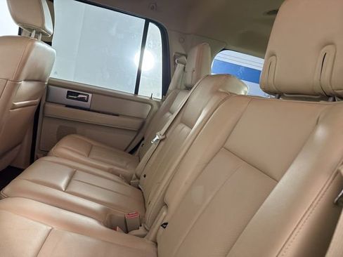 Used 2015 Ford Expedition Limited image 13