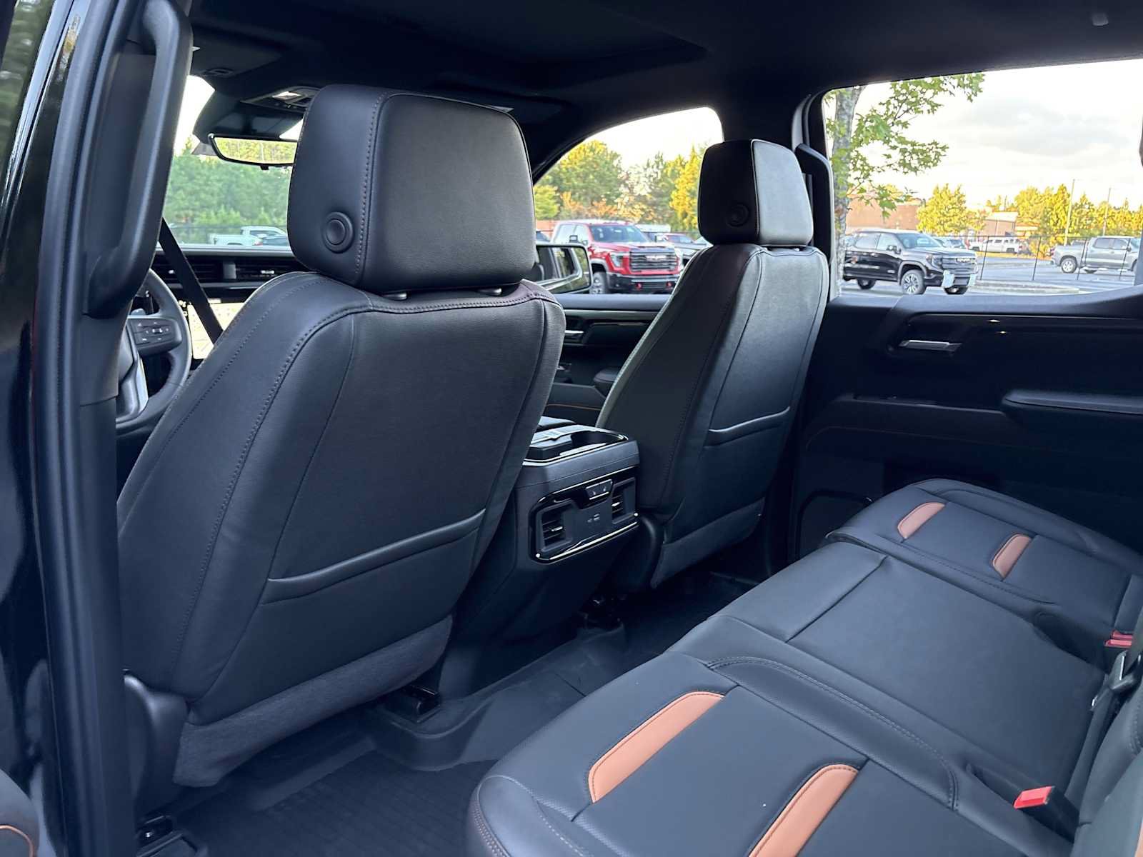 New 2026 GMC Sierra 1500 AT4 w/ AT4 Premium Package AWD/4WD image 19