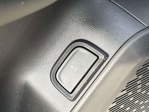 New 2026 GMC Terrain Elevation w/ Elevation Premium Package image 16