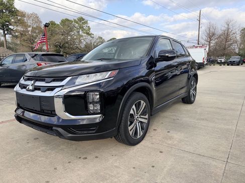 Used 2024 Mitsubishi Outlander Sport SE image 3
