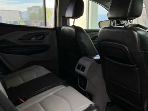 Used 2019 GMC Terrain SLT w/ Preferred Package image 13
