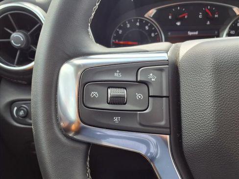 Used 2024 Chevrolet Blazer LT FWD image 20