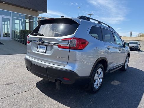 Used 2023 Subaru Ascent Base image 5